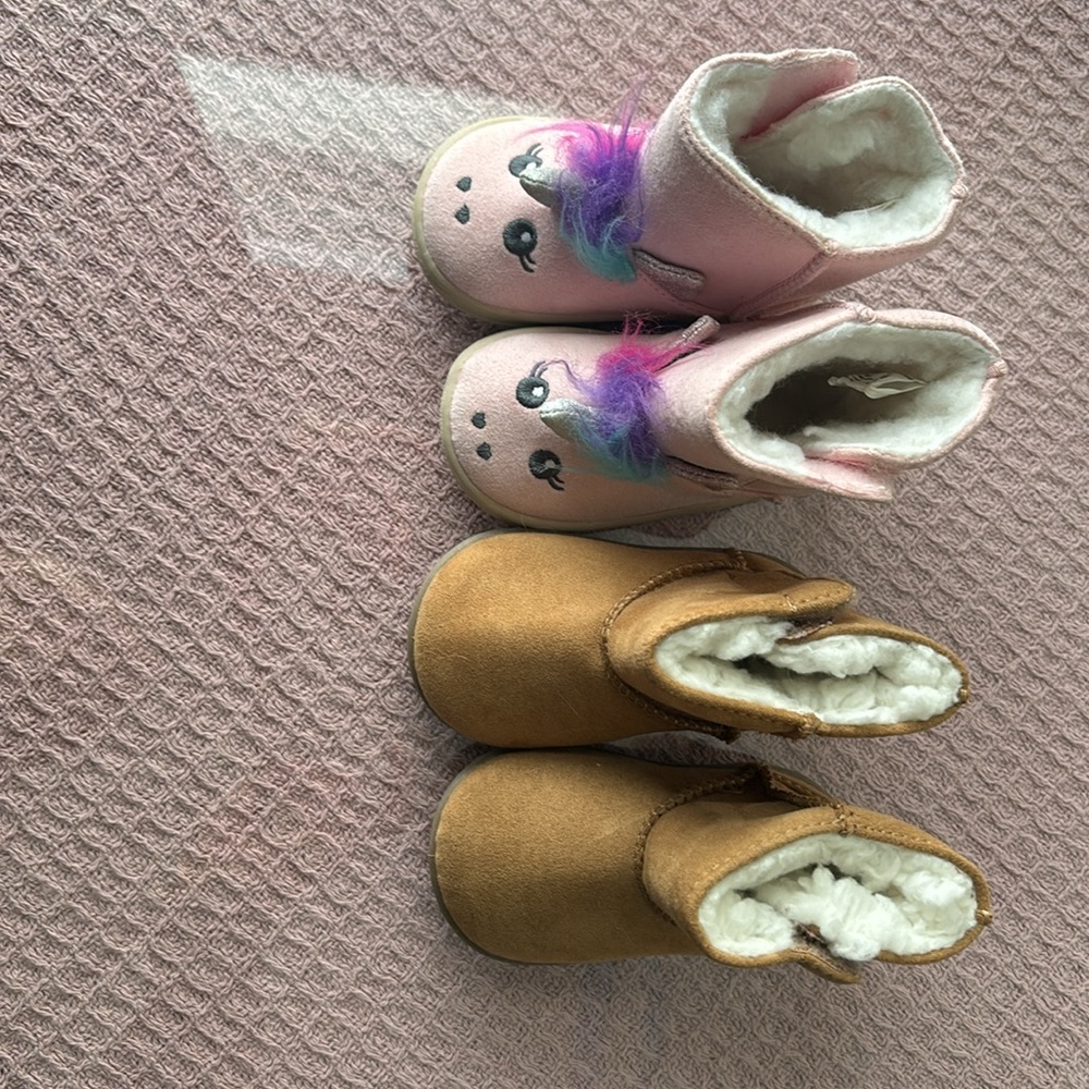 Winter Boots - Picture 4 of 5